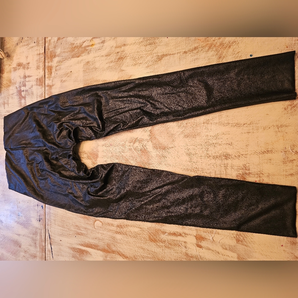 Commando Legging. Size Medium. Black - image 3